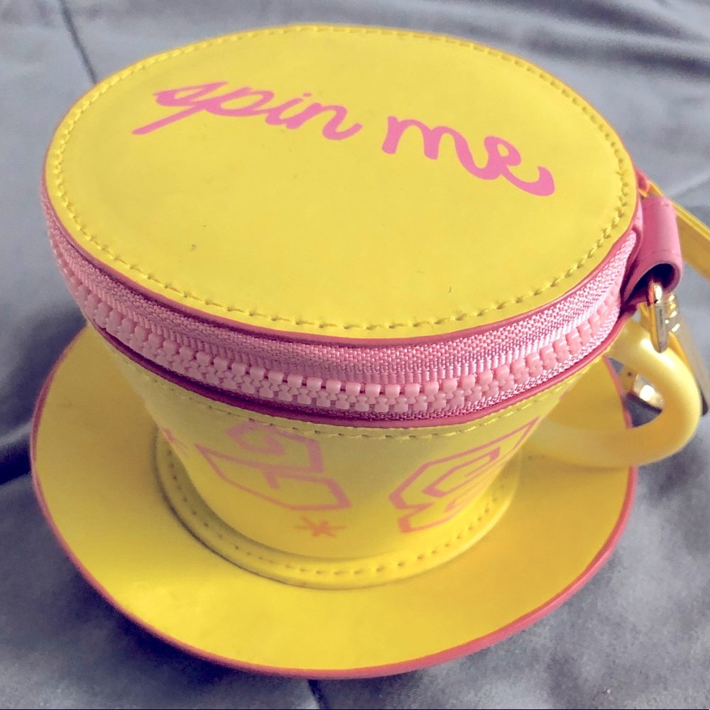 Mini Alice in Wonderland Teacup Wallet